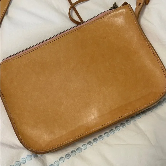 Madewell Tan Leather Crossbody Camera Bag - Picture 2 of 5